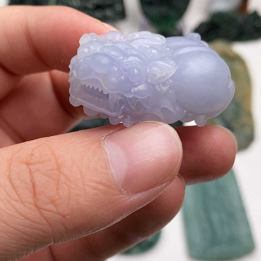 定制翡翠未镶嵌貔貅