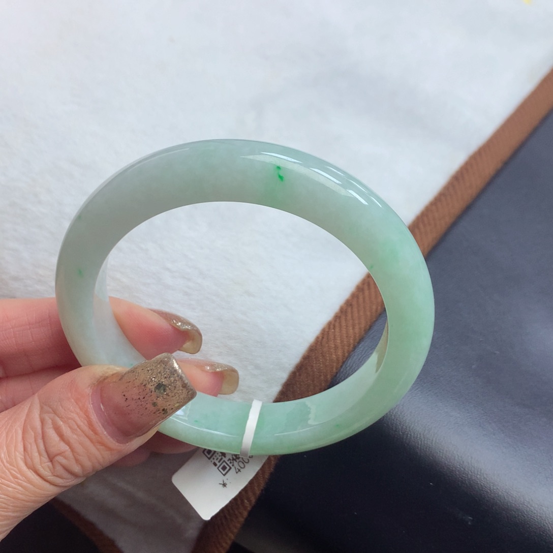 未镶嵌手镯翡翠缅甸翡翠手镯