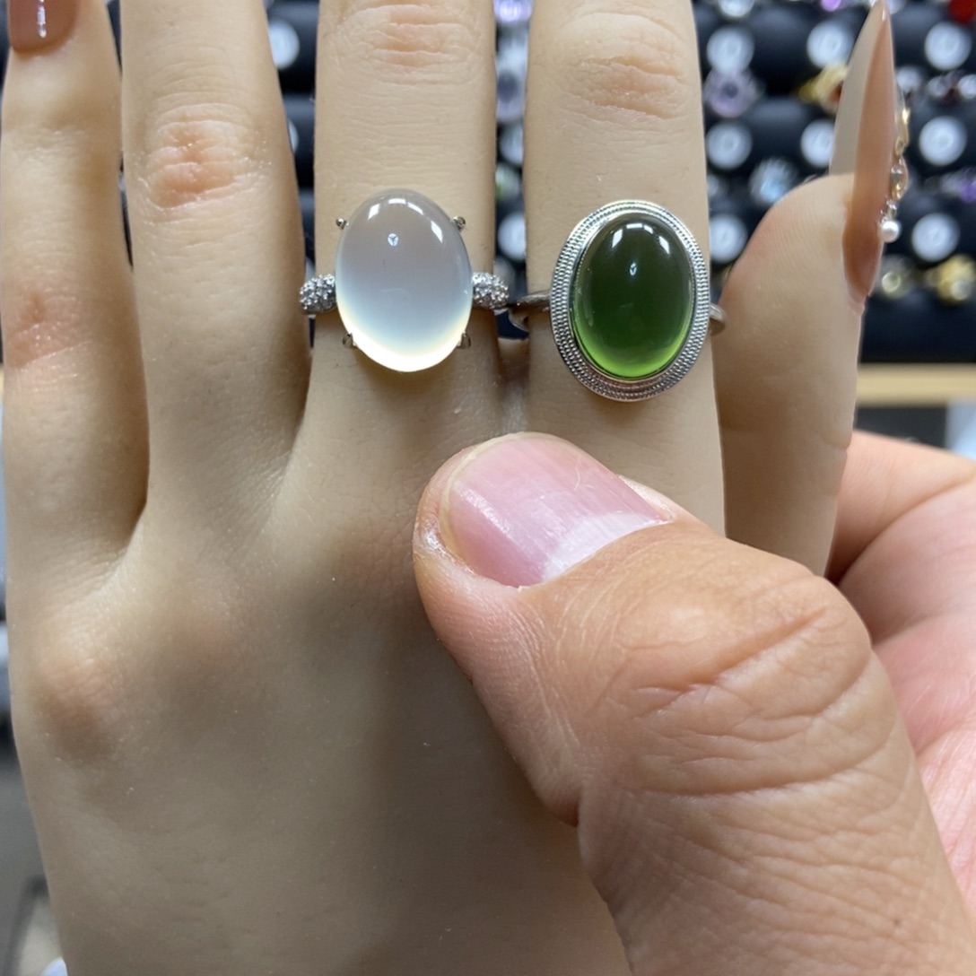 银S925镶嵌蛇纹石玉手链十*、