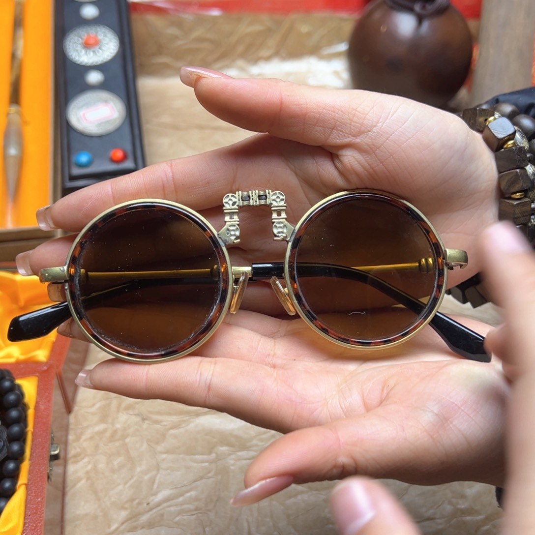 大叶紫檀（黑酸枝木类）