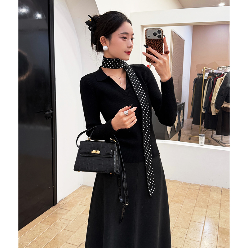 【乌领波影】秋冬显瘦气质收腰修身打底衫设计感小众内搭针织衫024