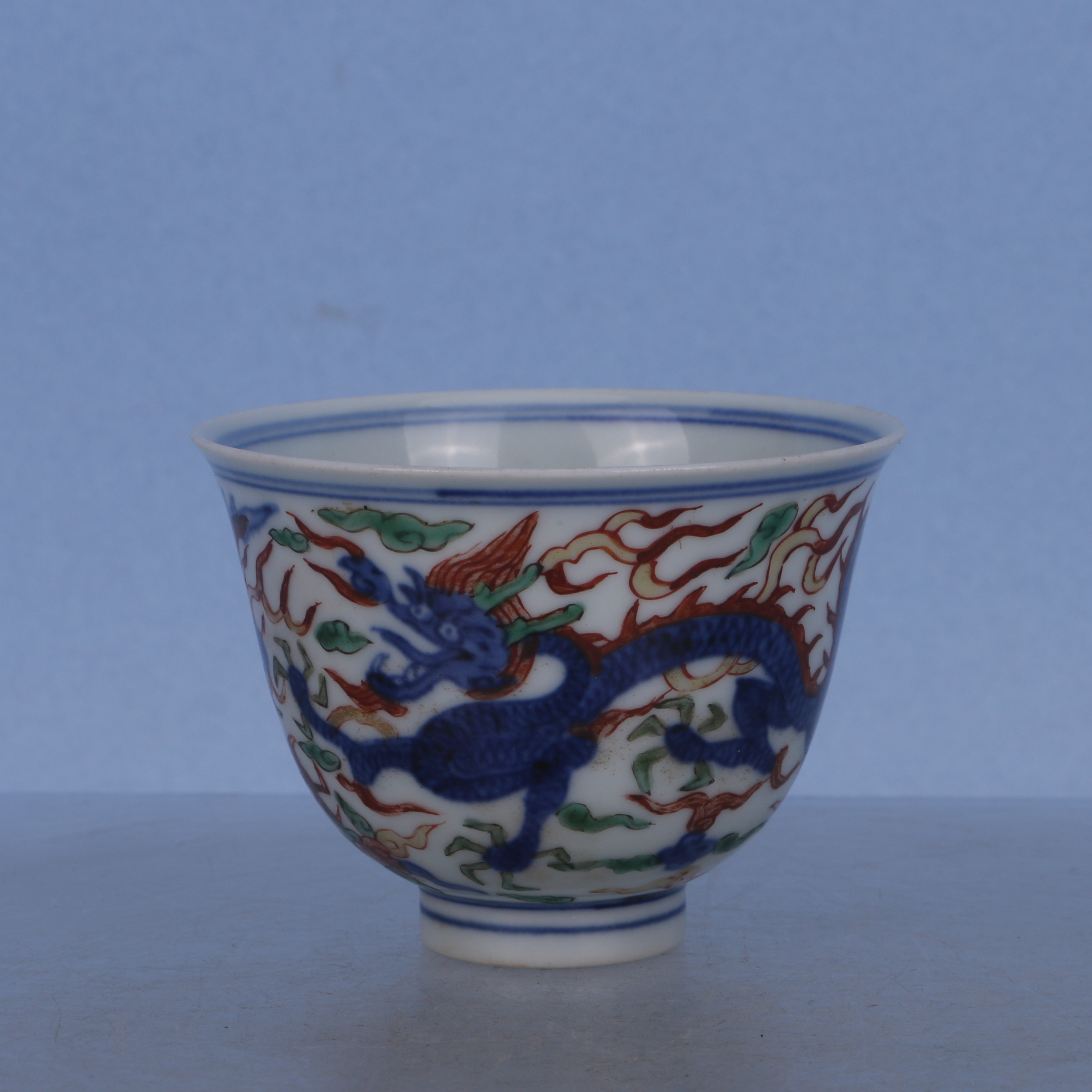 Lot359   明嘉靖   青花五彩龙纹杯