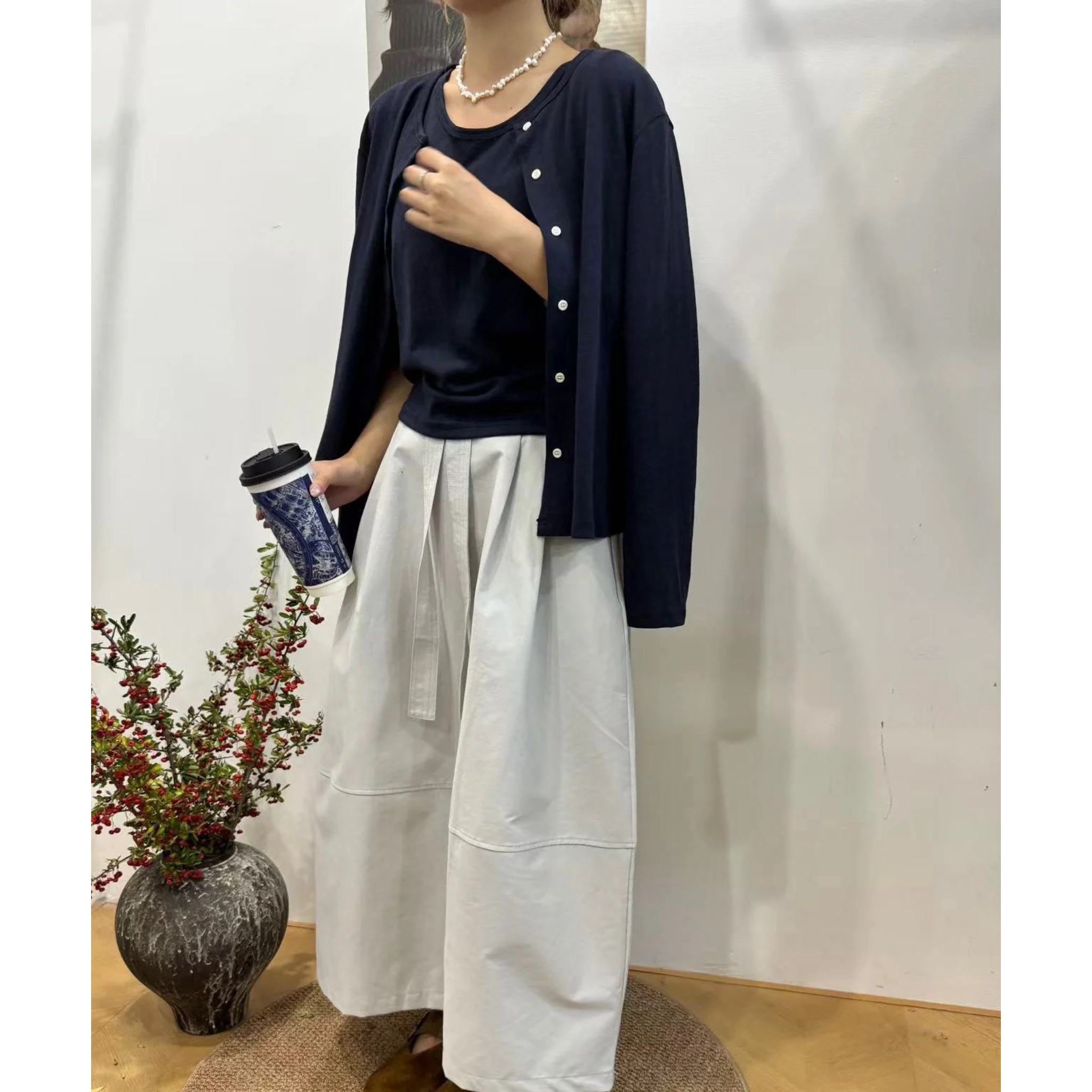 韩国女装秋上新简韩排扣开衫+修身显瘦背心套装