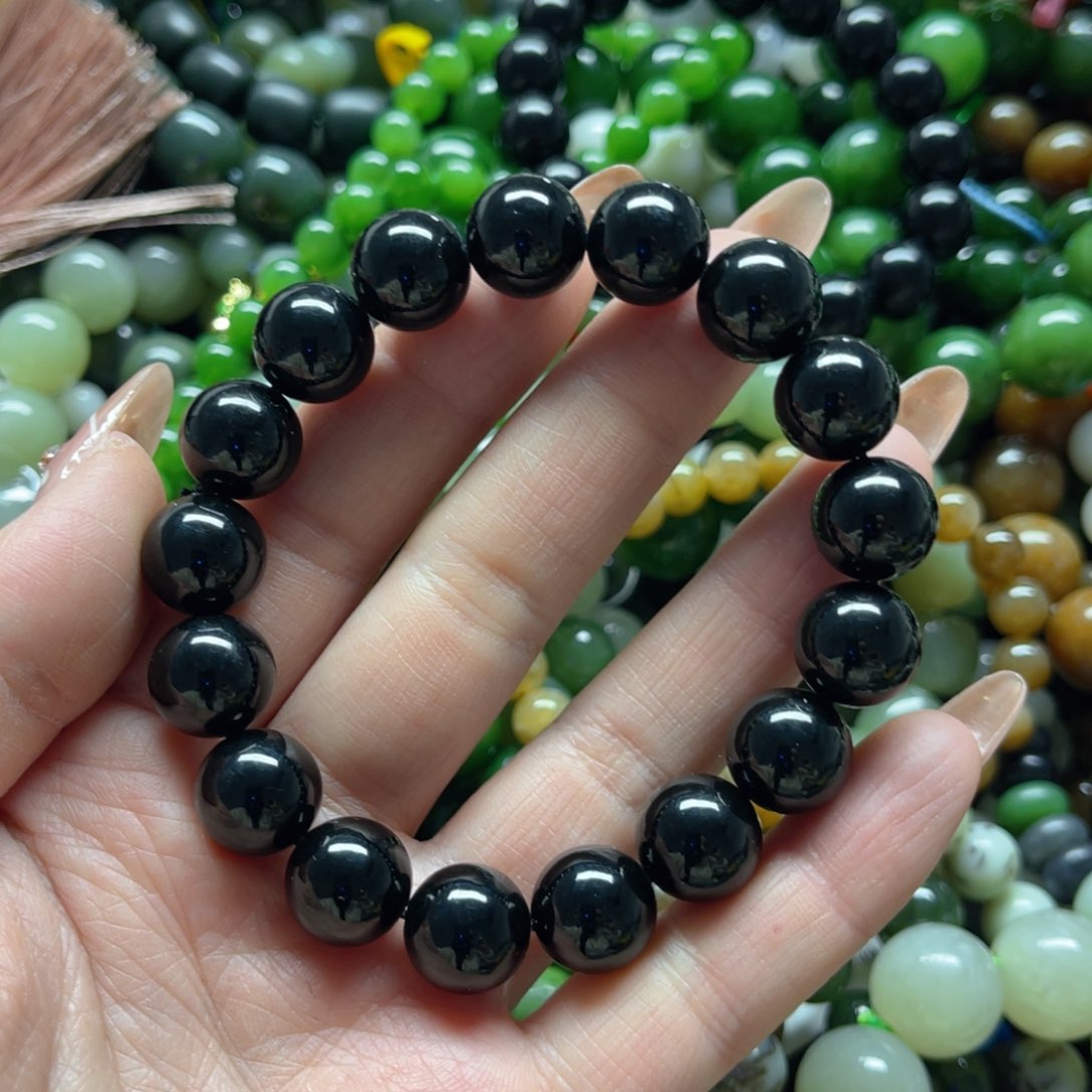 和田玉手串未镶嵌