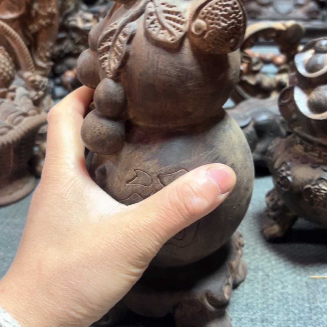 木感谢哥姐妹今晚怎么见啊？