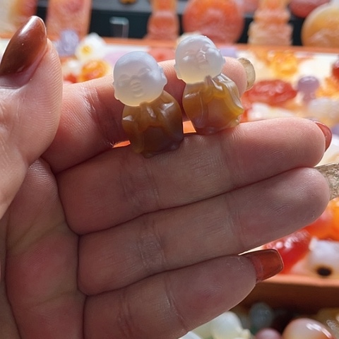 未镶嵌颈饰玛瑙/玉髓琰*