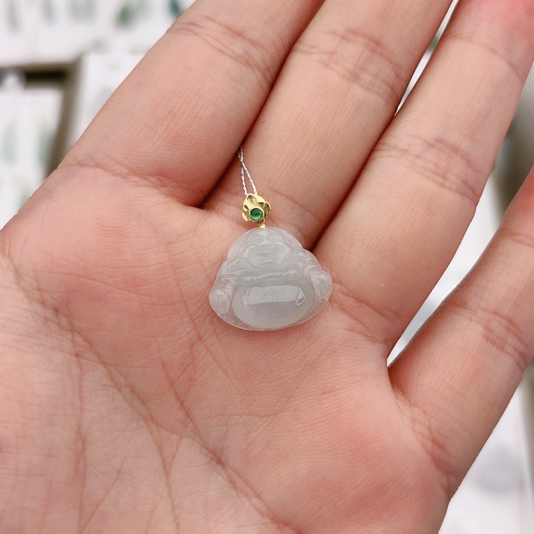 翡翠颈饰18K金镶嵌佛公