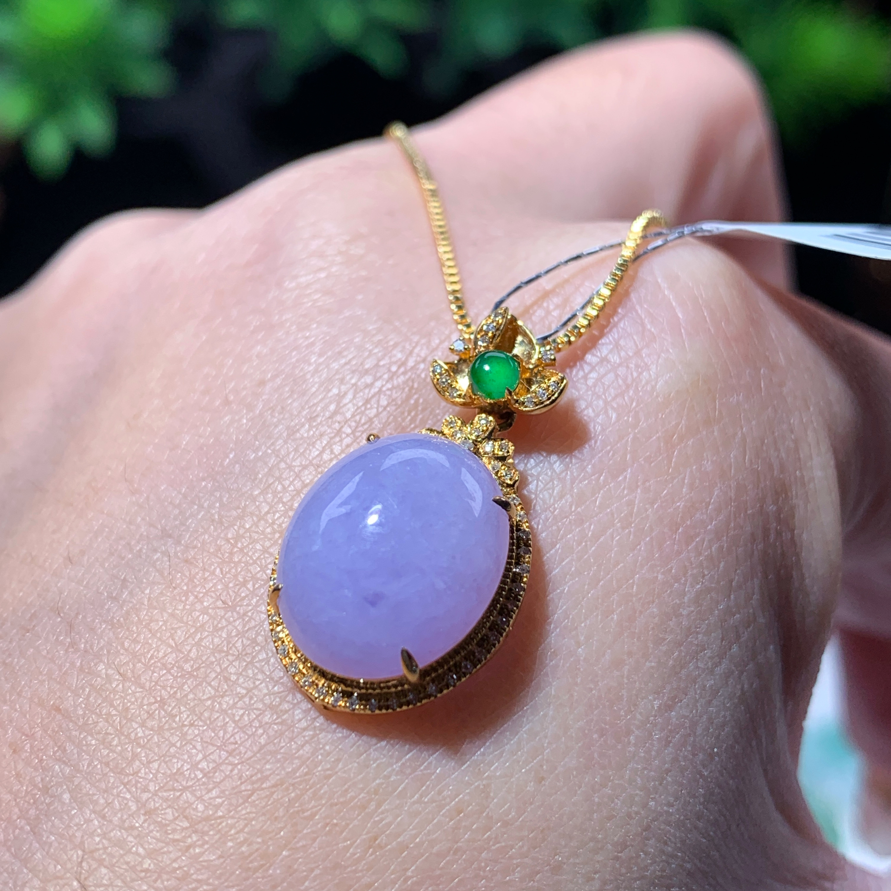 天然翡翠18k紫色蛋面吊坠尺寸（22.9x13.3x7.6）裸石（14x11.7x4.5）