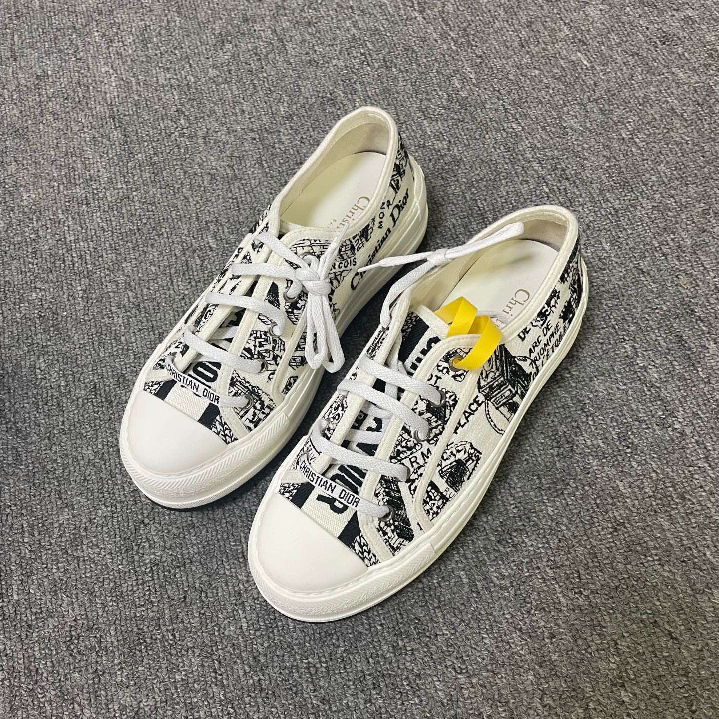 99新 DIOR/迪奥 Walk'n'Dior 厚底低帮刺绣时尚板鞋 38码/10257