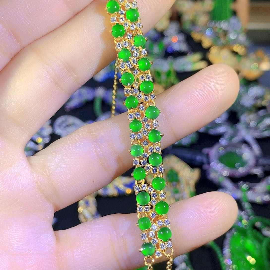 颈饰银S925镶嵌翡翠