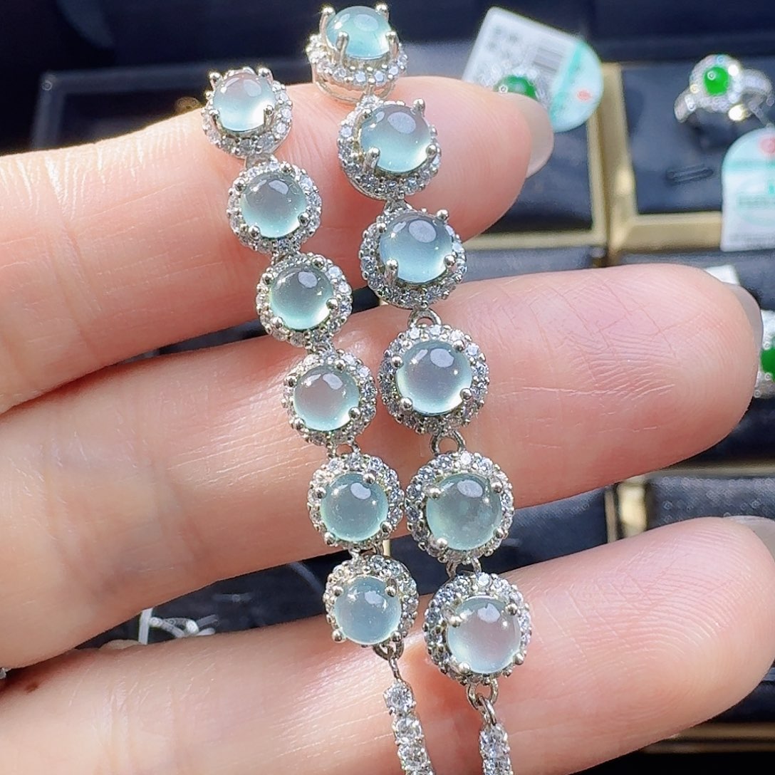 翡翠手镯未镶嵌天然翡A货