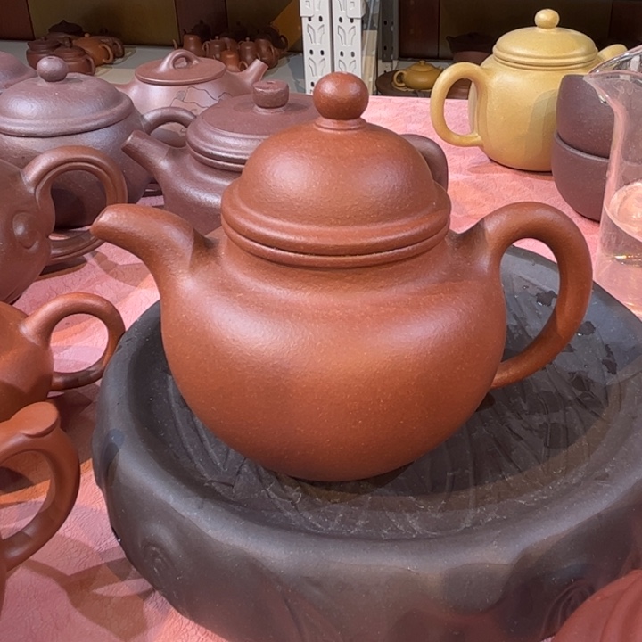 紫砂茶壶底槽青掇球微瑕