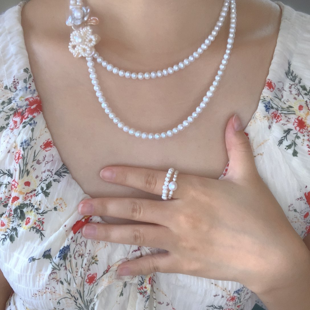 文***子银S925镶嵌淡水珍珠项链耳饰