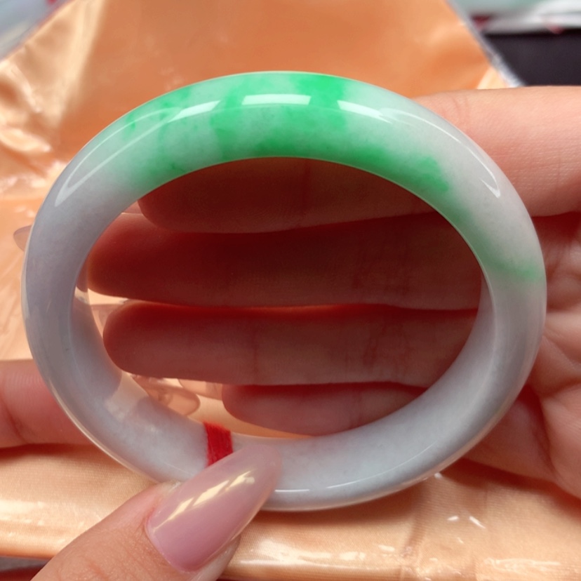 【闪购商品】翡翠手镯未镶嵌57圈