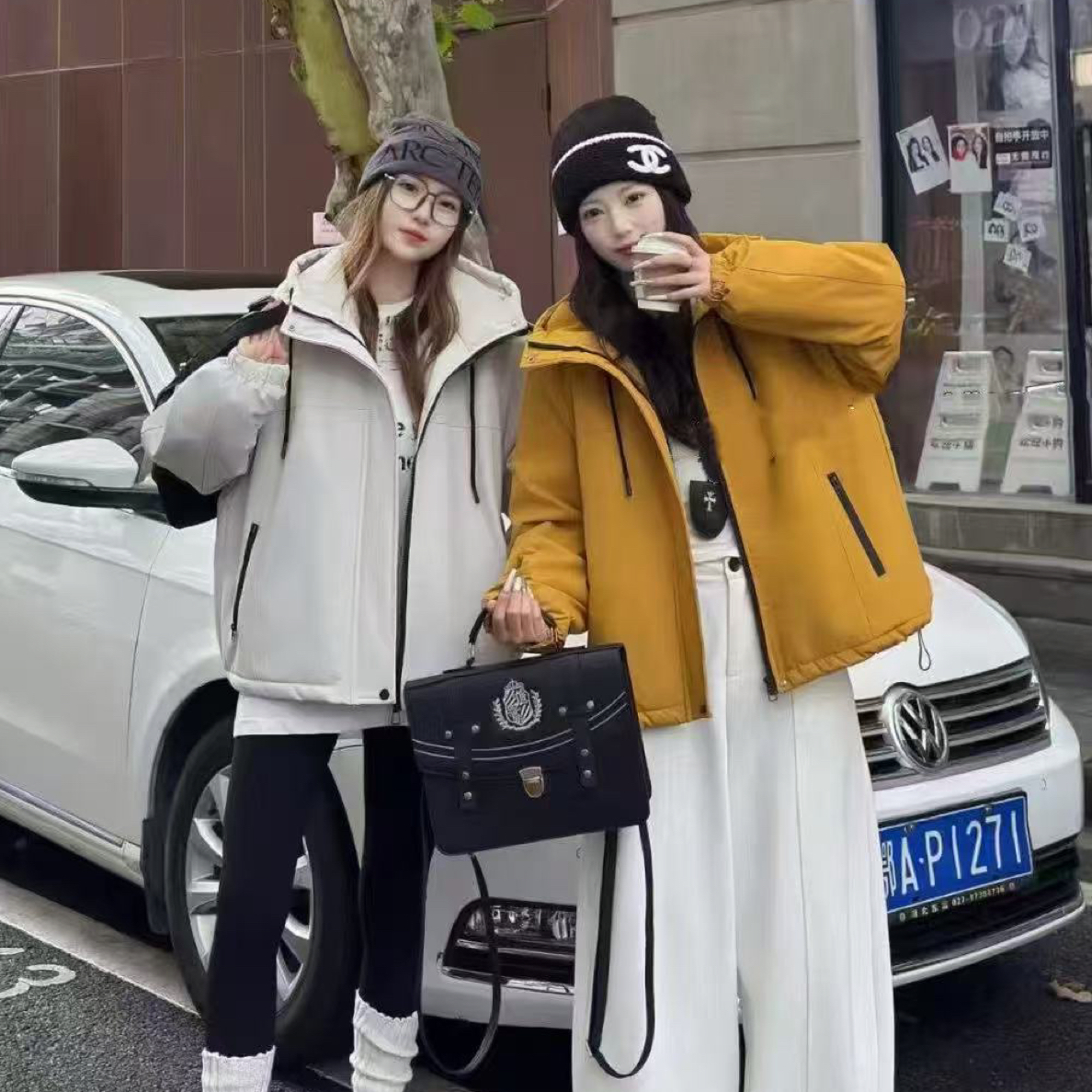 990路路秋冬新款加毛加厚连帽冲锋衣女短款休闲外套（衣长60左右）