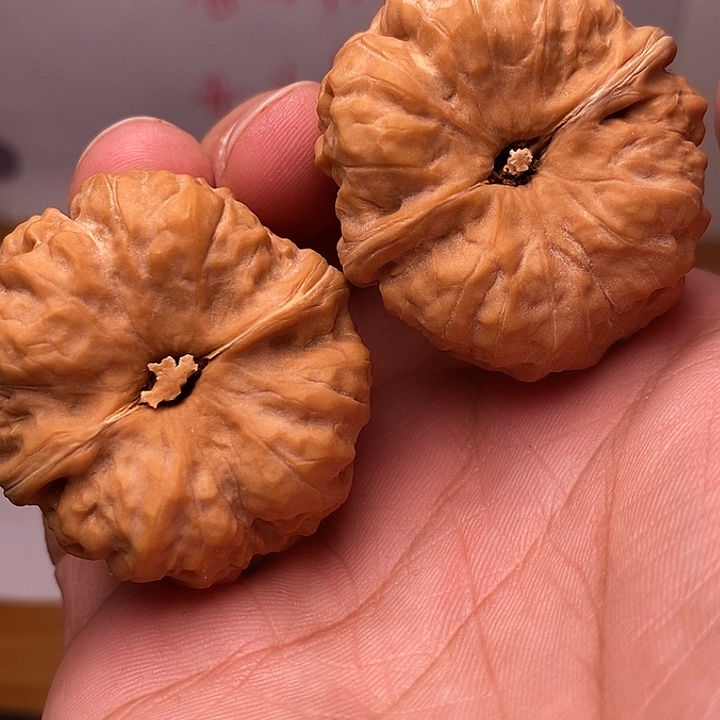 文玩核桃把件蛤蟆头38.8