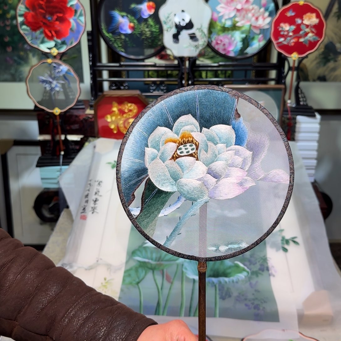 刺绣刺绣工艺精湛