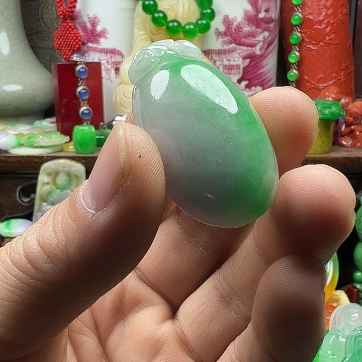 翡翠未镶嵌颈饰新号开播，全场福利