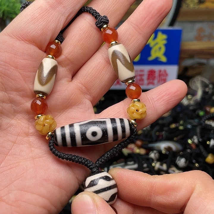 玛瑙/玉髓颈饰未镶嵌