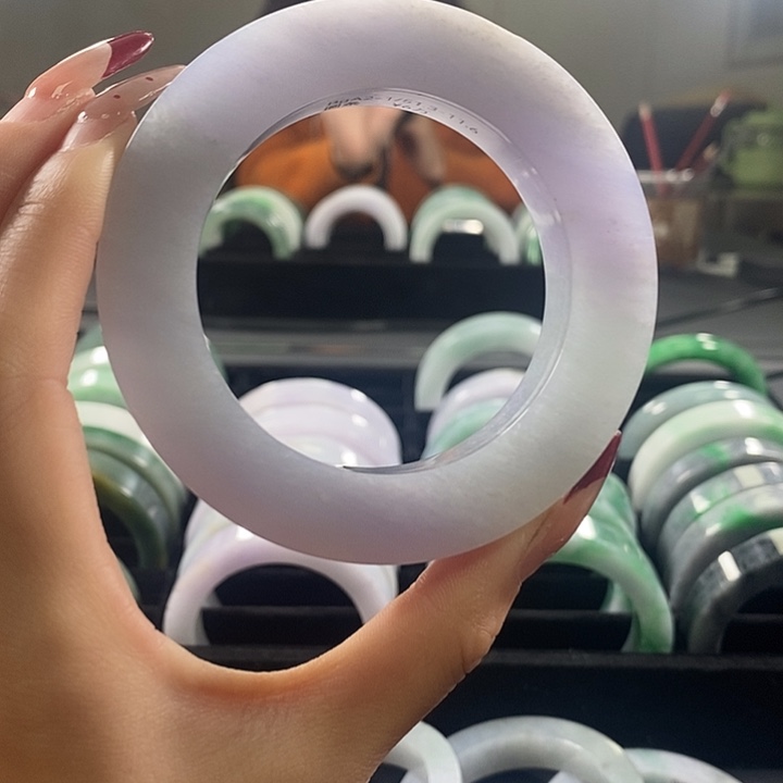 翡翠未镶嵌颈饰88888888