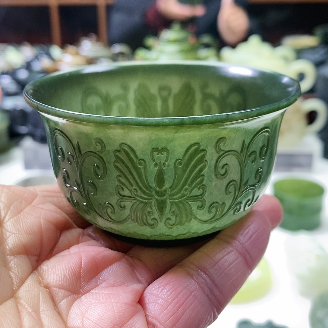 和田玉茶碗未镶嵌