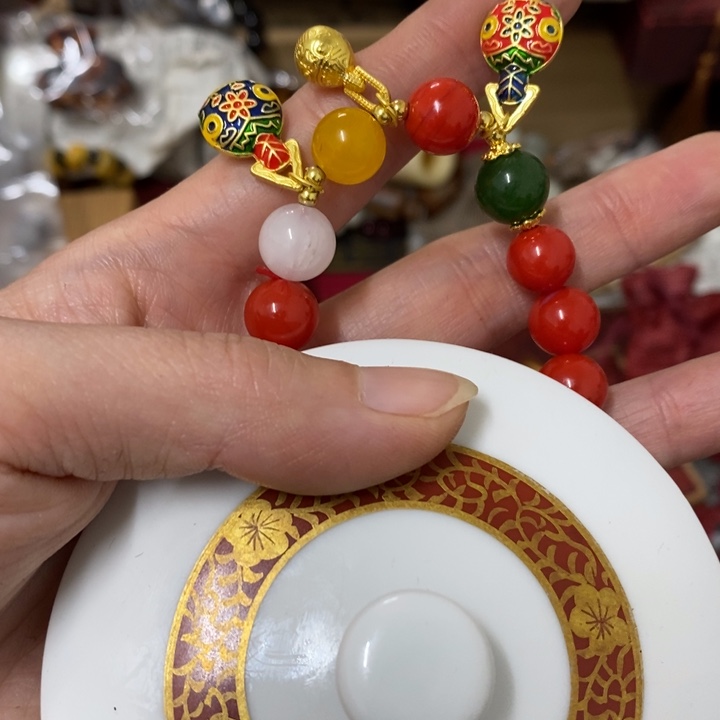 瓷片哈中古工艺品一件