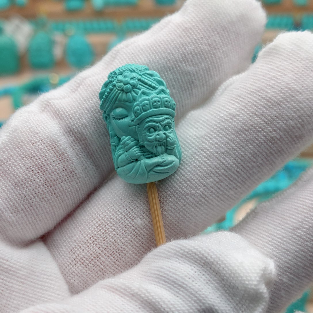 绿松石未镶嵌珠宝奇石4.2克