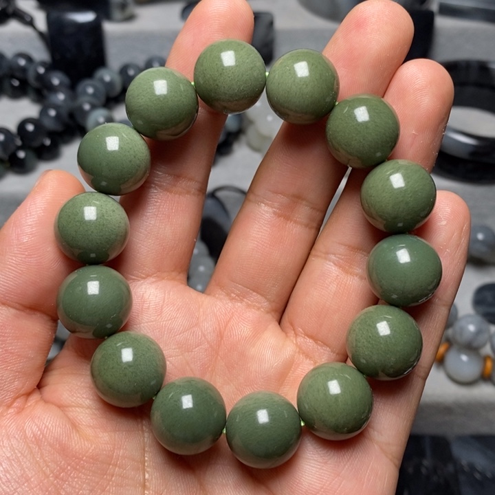 未镶嵌和田玉（青玉）挂件