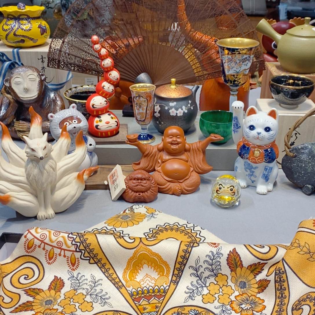 如图所示 观兰器物