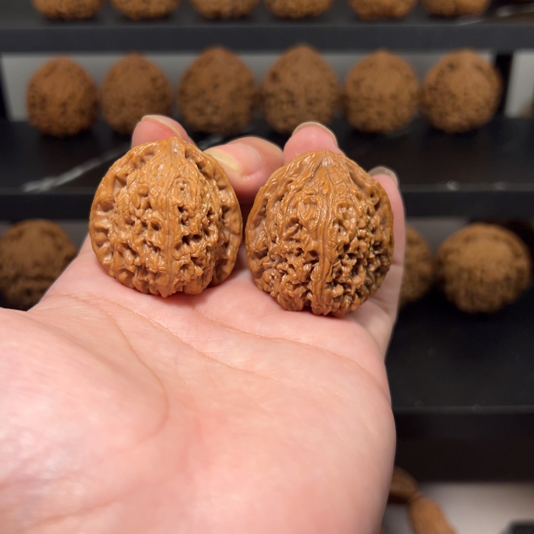 文玩核桃把件36高炮三角南疆石（全品06