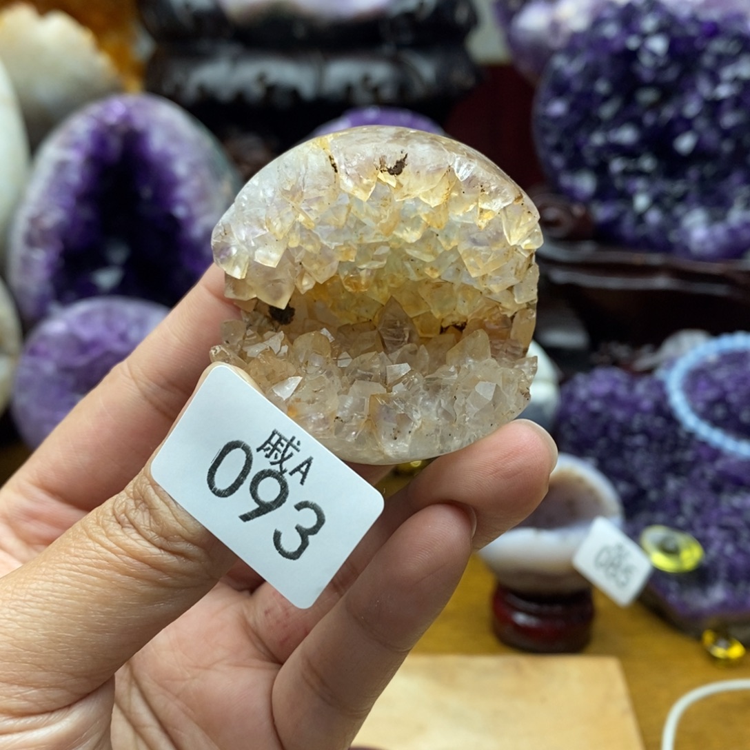 水晶未镶嵌大型摆件（非配饰）