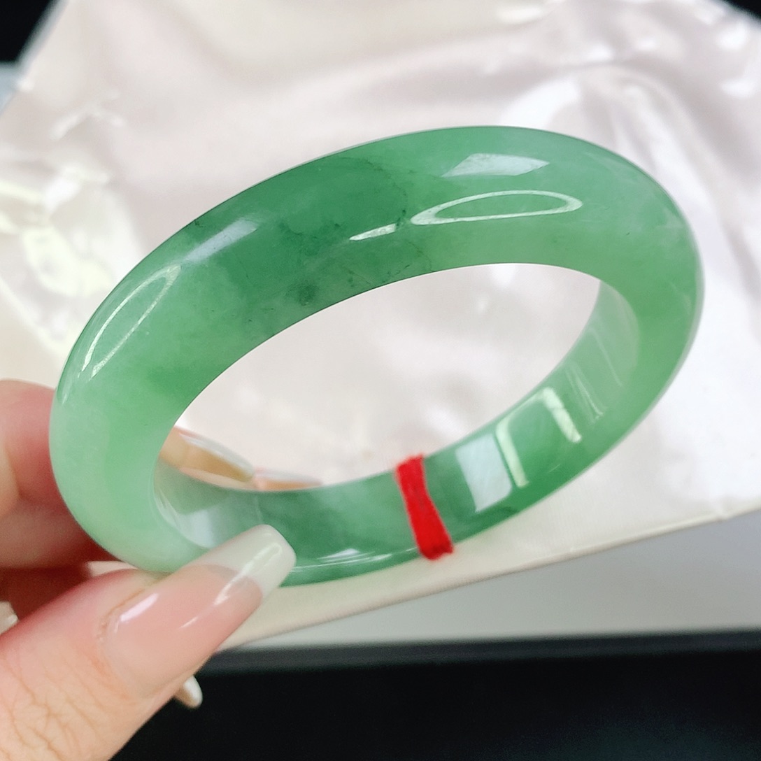 翡翠手镯未镶嵌2858翡翠