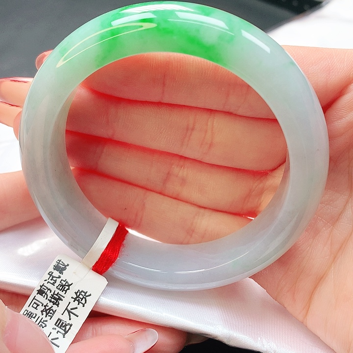 翡翠手镯未镶嵌用****056.5正圈
