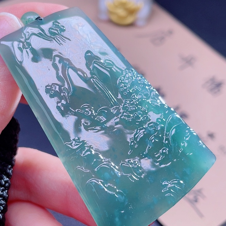 翡翠吊坠(不含链)未镶嵌