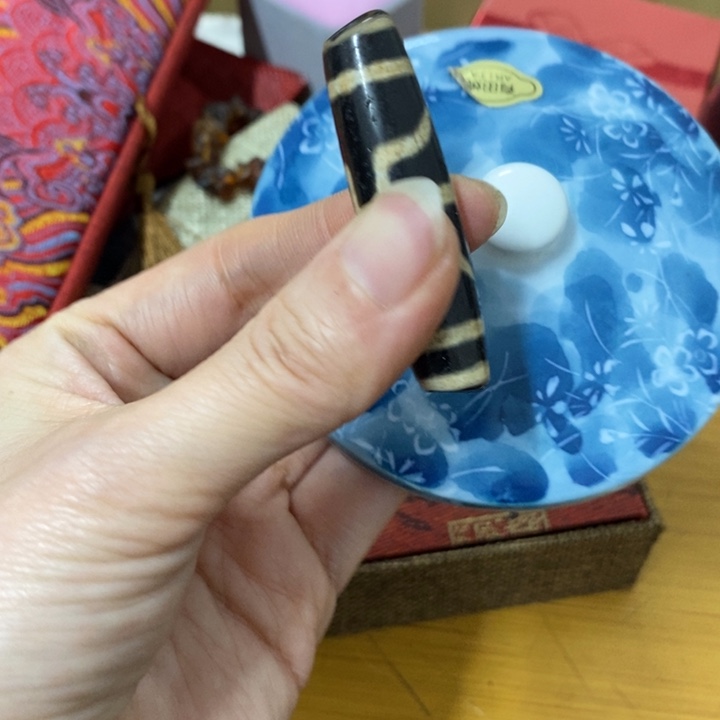 摆件中古工艺品一个