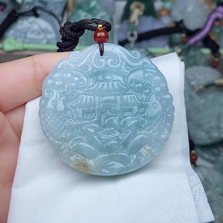 翡翠未镶嵌颈饰翡翠