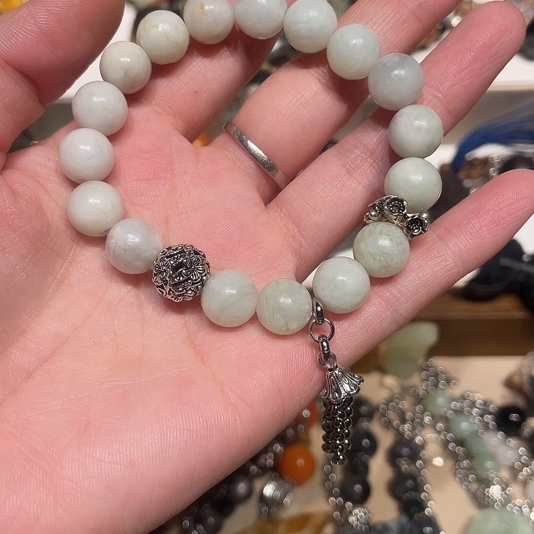 倔***草蛇纹石玉合金颈饰