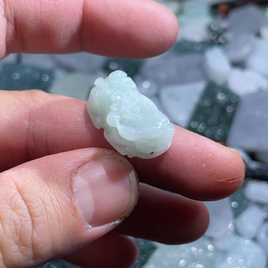 【闪购商品】翡翠颈饰未镶嵌翡翠