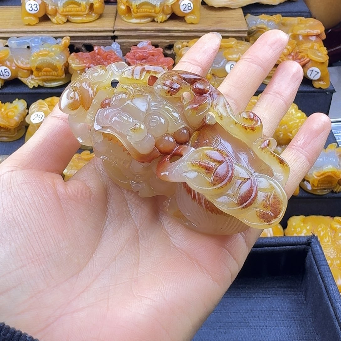 拼***者石英质玉（黄龙玉）未镶嵌手把件