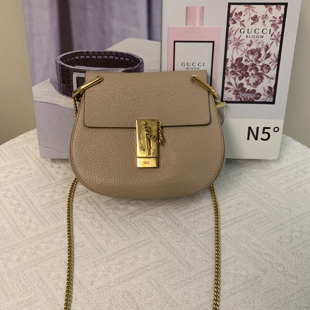 95新 Chloe/蔻依 粉色小猪包