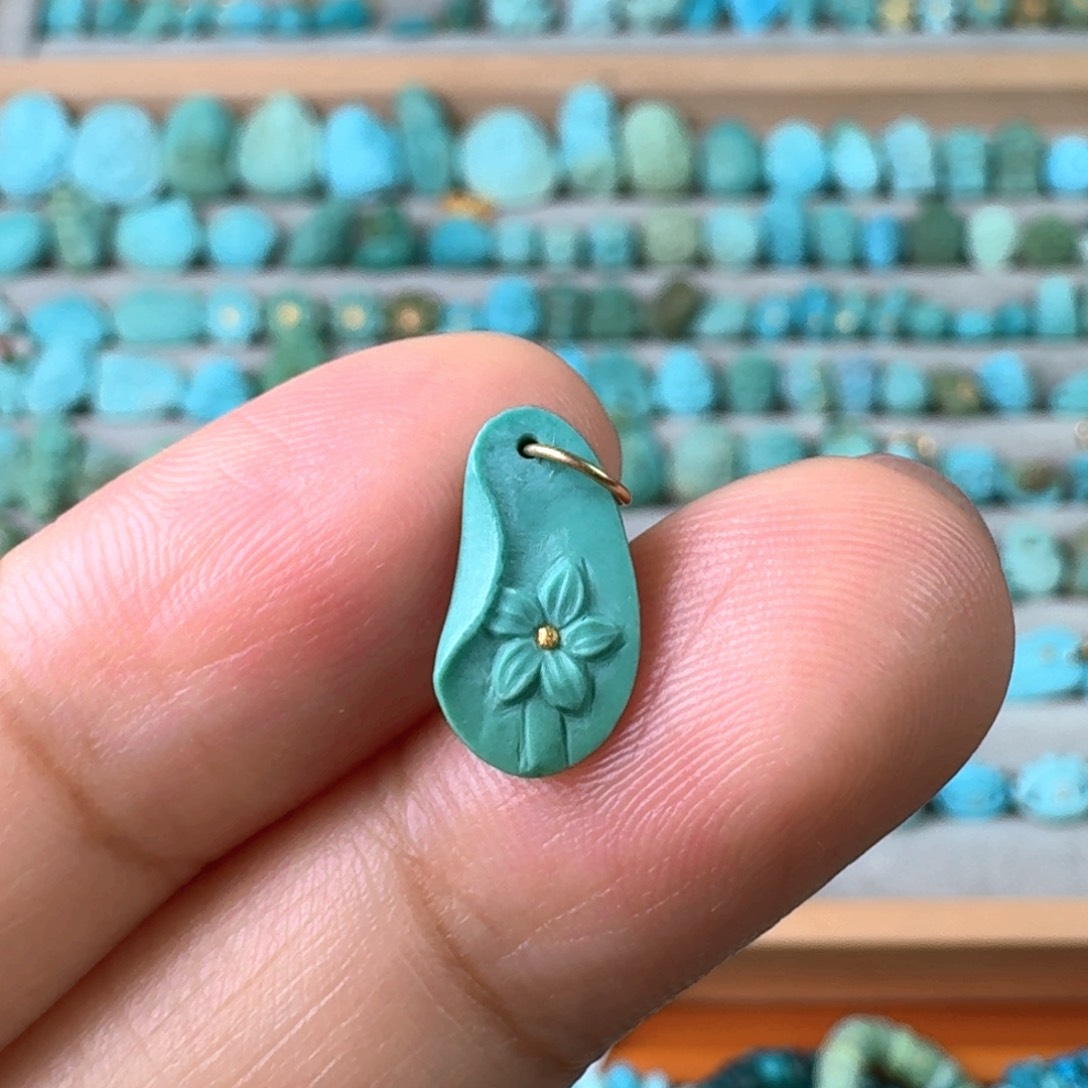 足金镶嵌绿松石珠宝奇石花花提溜