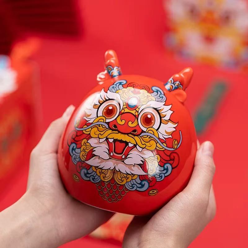 可爱龙头红色存钱罐