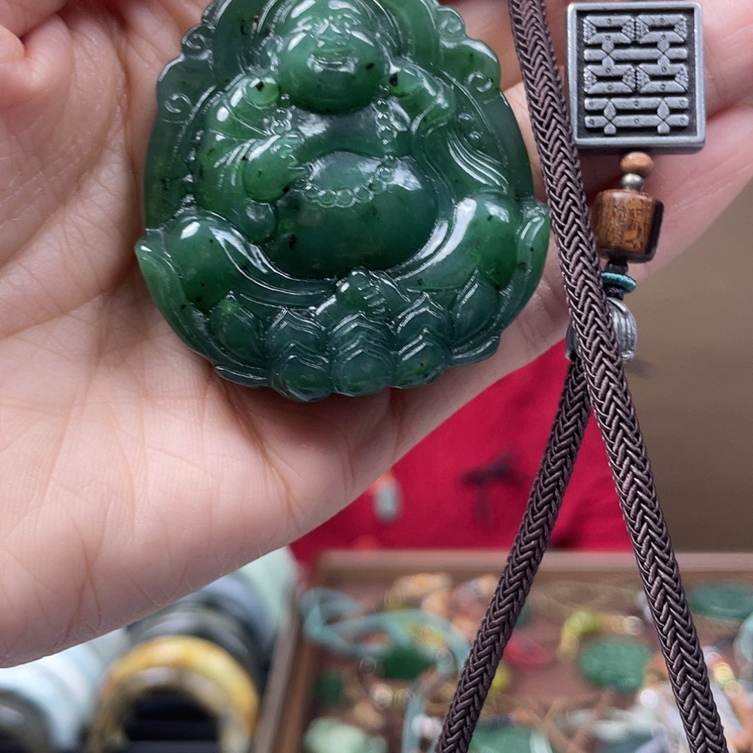 和田玉（糖玉）未镶嵌颈饰