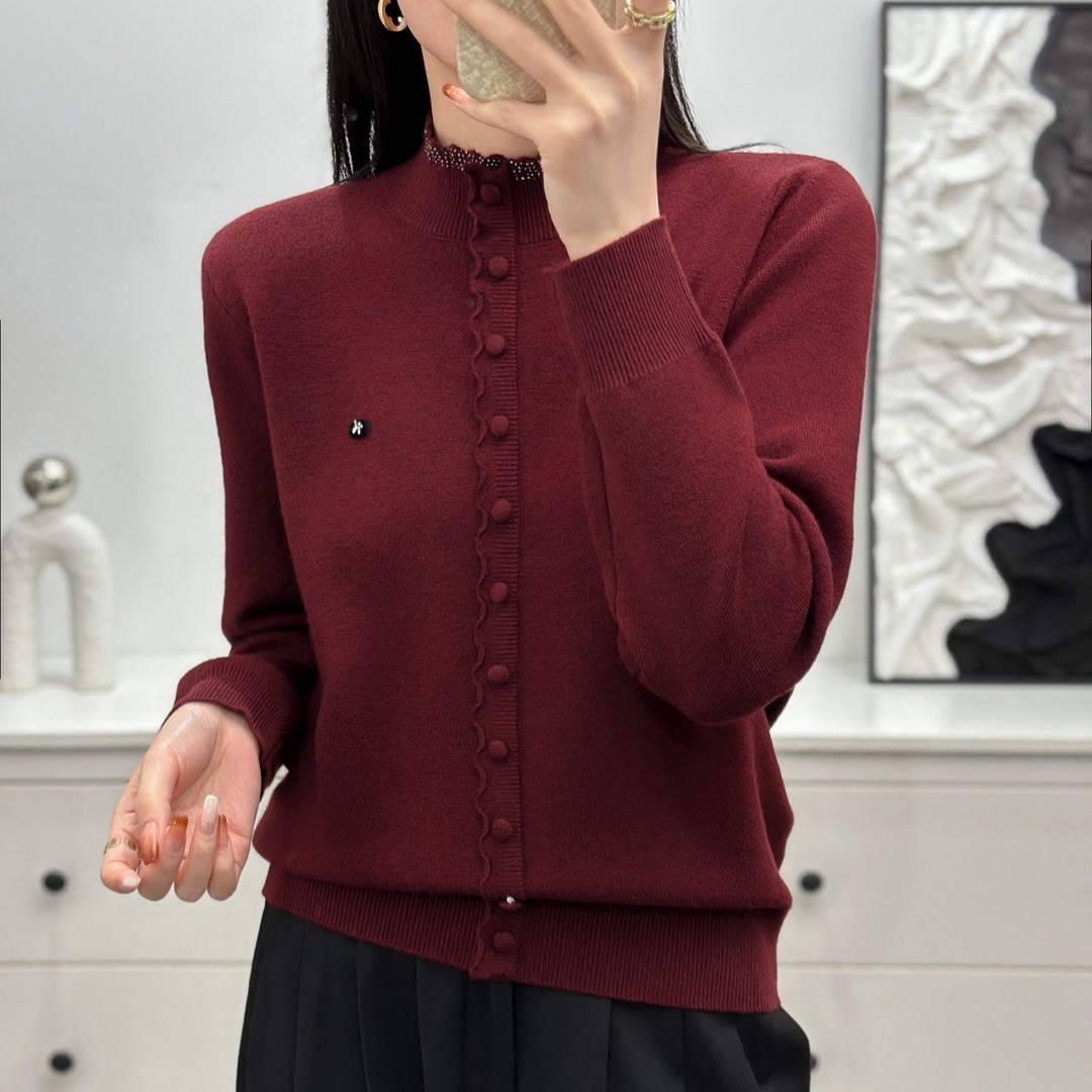 【佩佩家】花边钻领加厚小衫
