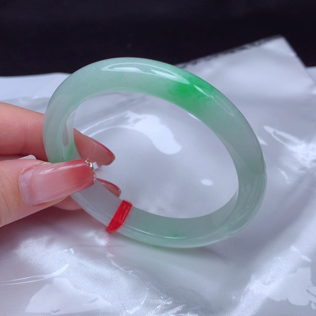 翡翠未镶嵌手镯手镯55贵妃