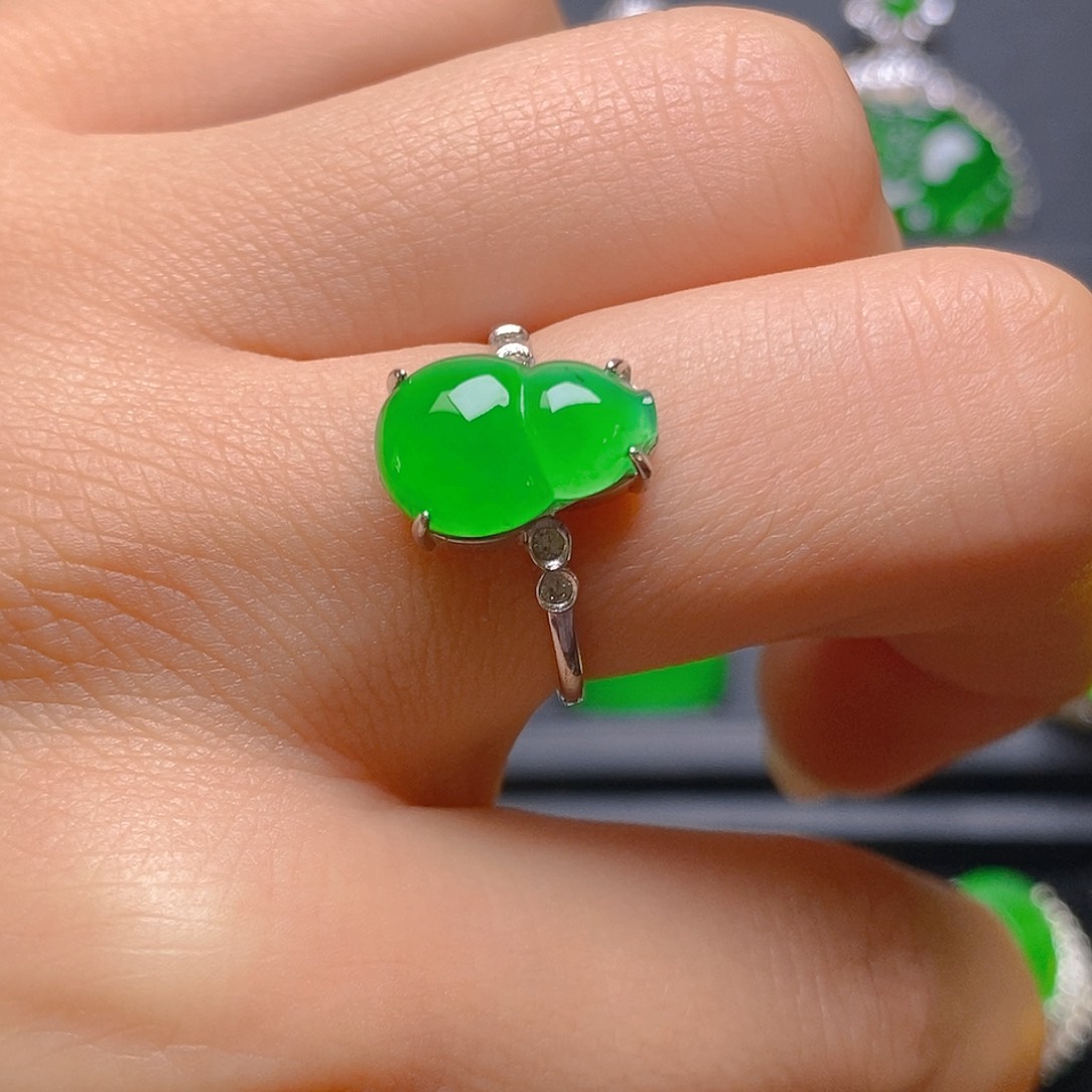 银S925镶嵌戒指翡翠