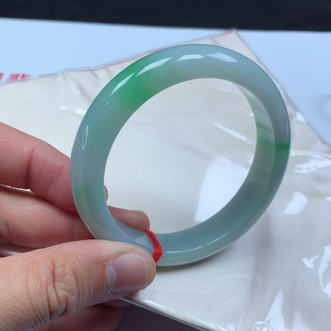 翡翠手镯未镶嵌55正圈