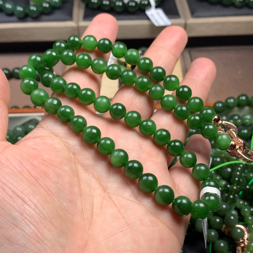 【闪购商品】和田玉（碧玉）颈饰未镶嵌3*8m m