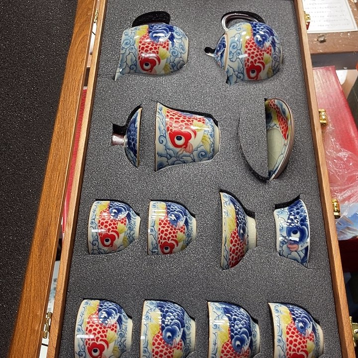 孤品茶具套装等。        