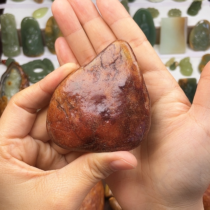 岫岩河磨玉（透闪石质玉）颈饰未镶嵌